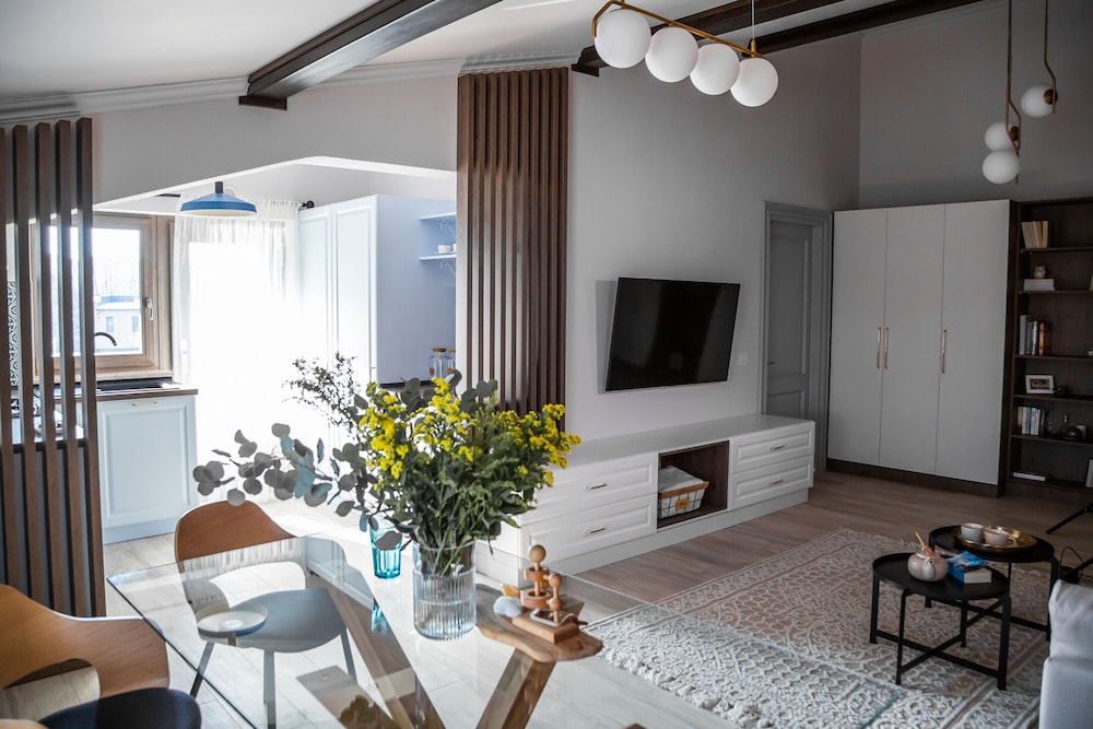 Apartment number 10