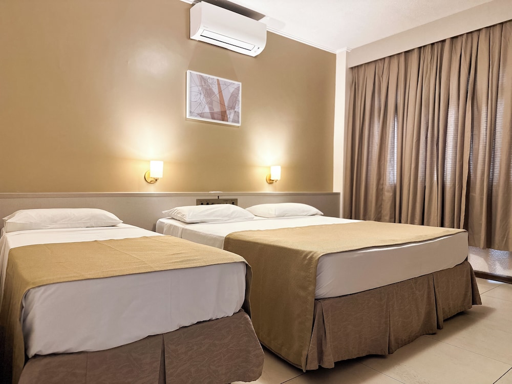 Deluxe Double or Twin Room photo 1