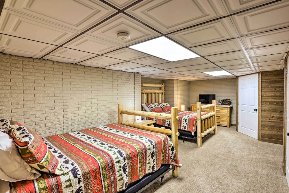 House (4 Bedrooms) photo 2