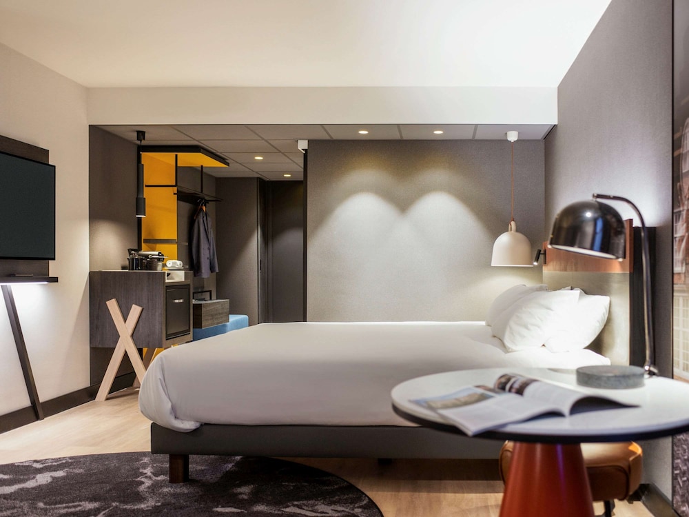 Quadruple Room, 1 Double Bed with Sofa bed (Privilege) photo 2