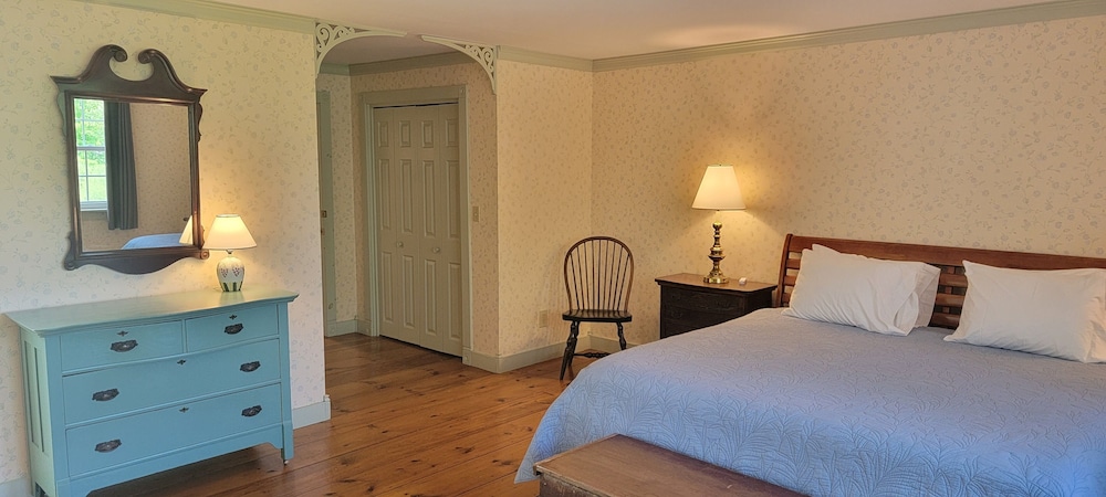 Grand Room photo 2