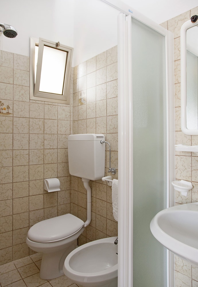 Classic Triple Room photo 1