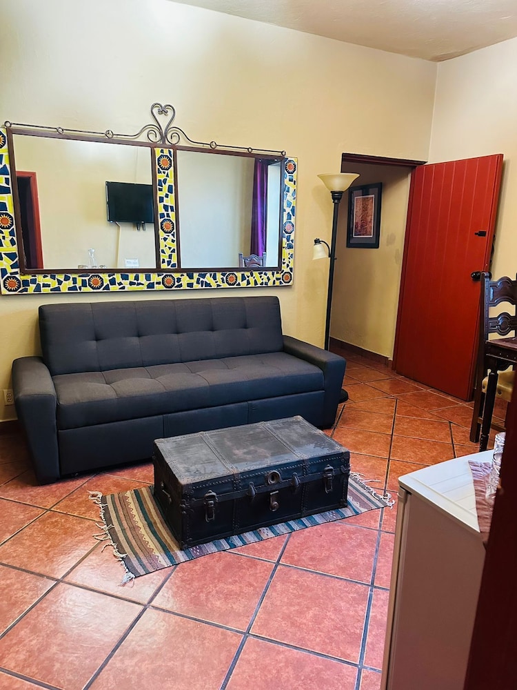 8-Beltran Suite photo 3