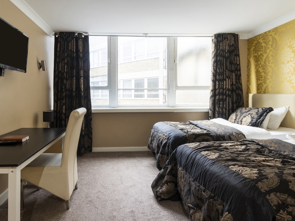 Standard Twin Room, 2 Twin Beds photo 2