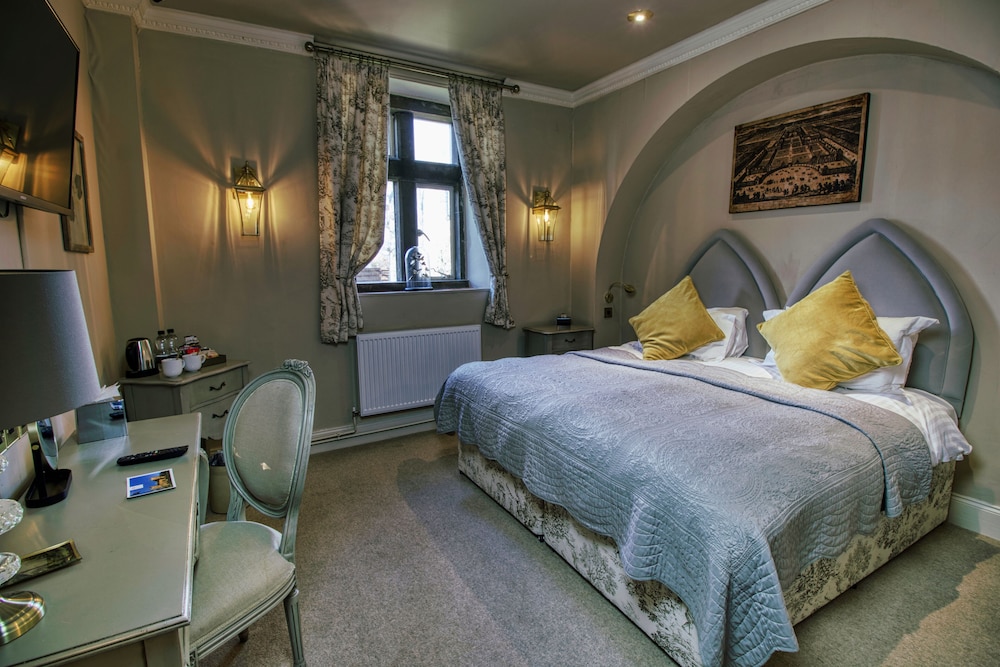 Courtyard Superior Room - Photo 5