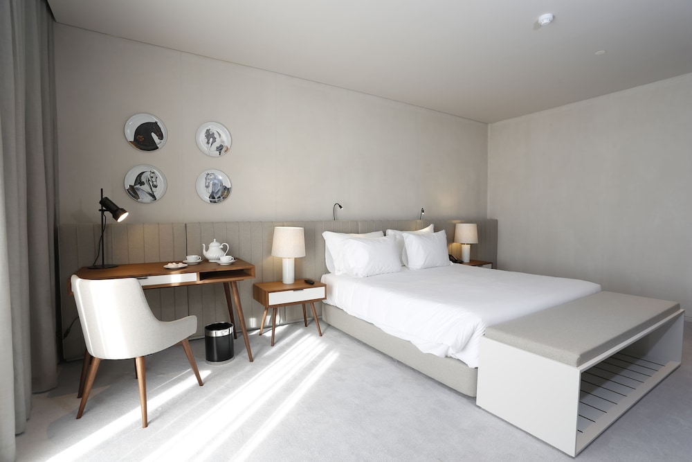 Junior Suite (main building)