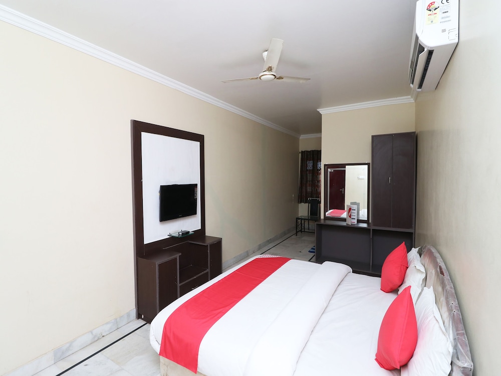 Deluxe Double Or Twin Room, 1 King Bed photo 1