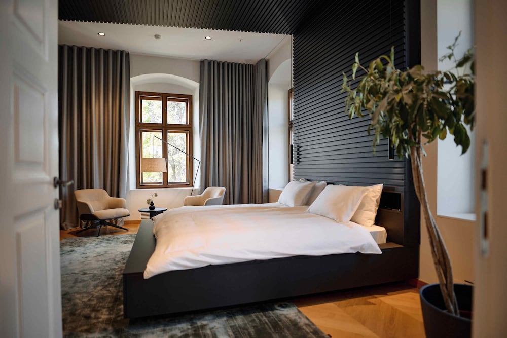 Deluxe Suite, Park View photo 1