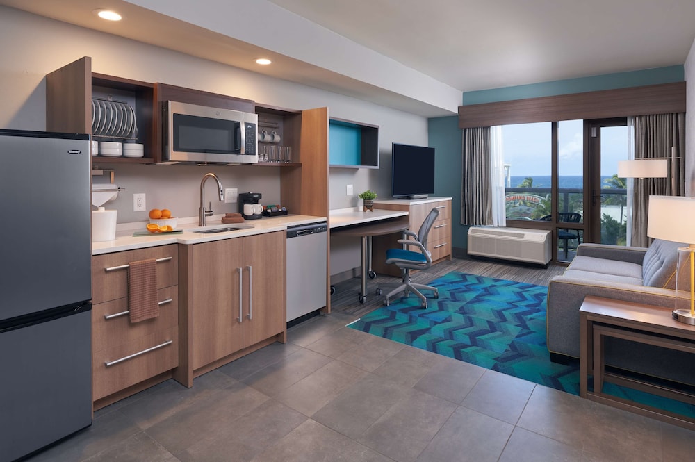 Suite, 1 King Bed, Ocean View - Photo 1