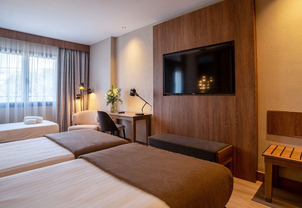 Standard Room with extra bed photo 3