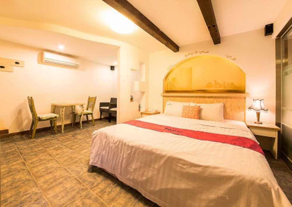 Standard Studio (Provence) - Photo 1