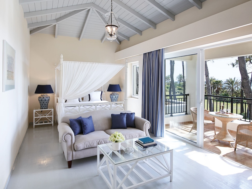 Deluxe Bungalow Sea View - Photo 2