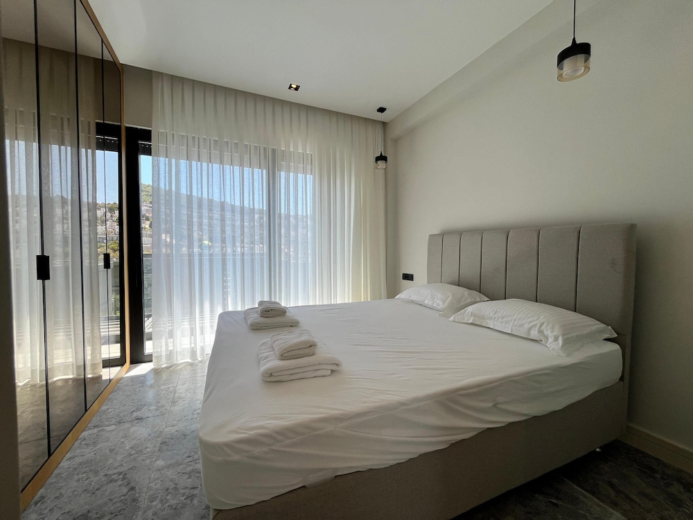 Villa, 4 Bedrooms, Accessible, Smoking