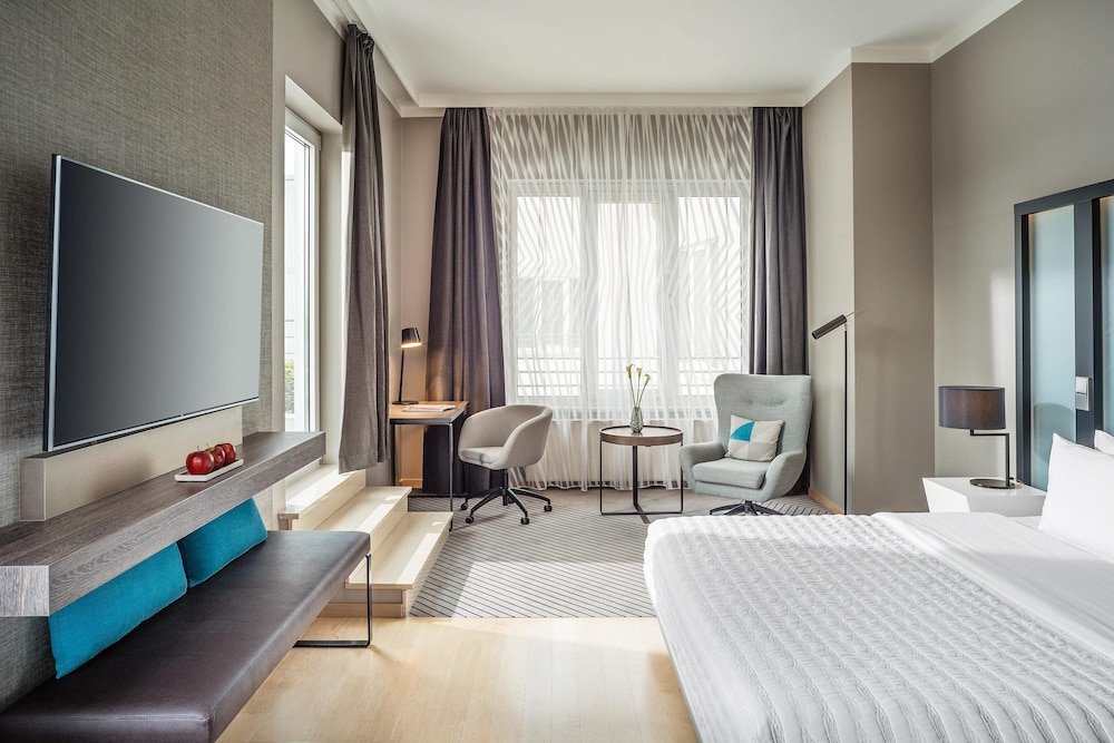 Room, 1 King Bed, Terrace