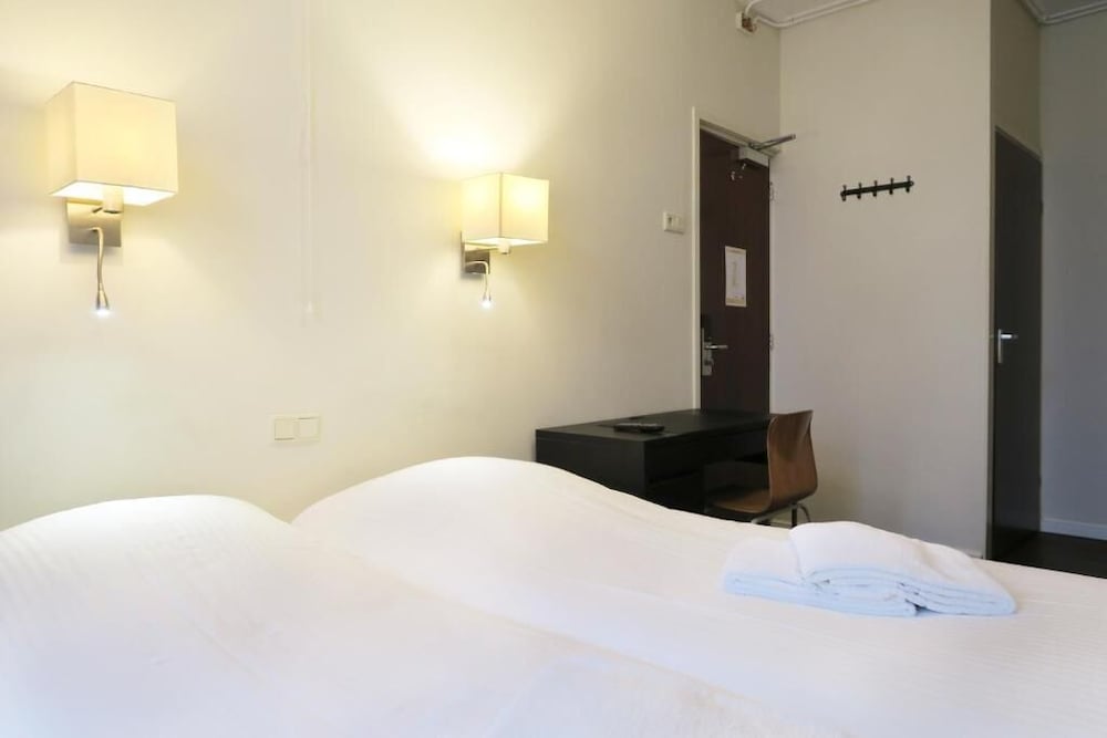 Basic Double or Twin Room photo 1