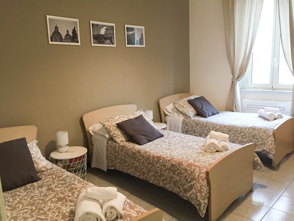 Basic Triple Room with private external bathroom (n.4) photo 1