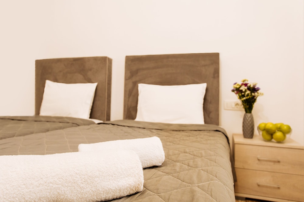 Double or Twin Room - Photo 12