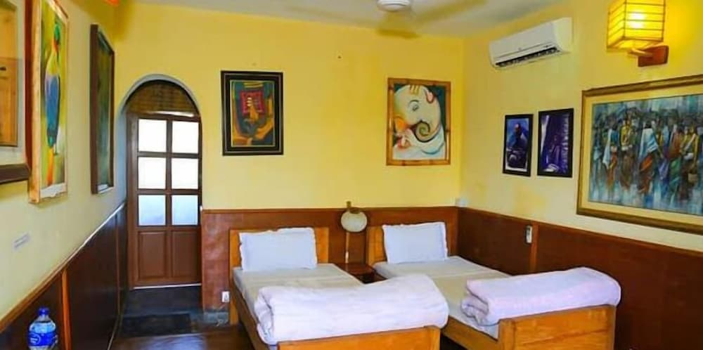 Family Triple Room, Pool View