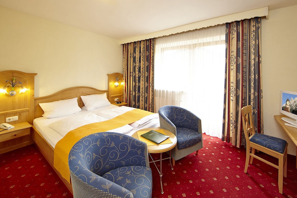 Standard Double Room, 1 Queen Bed, Balcony