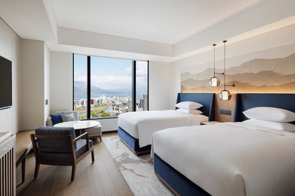 Deluxe Room, 2 Double Beds (Sakurajima view) - Photo 1