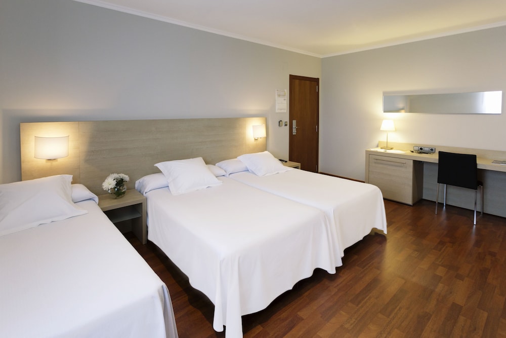 Triple Room - Photo 5