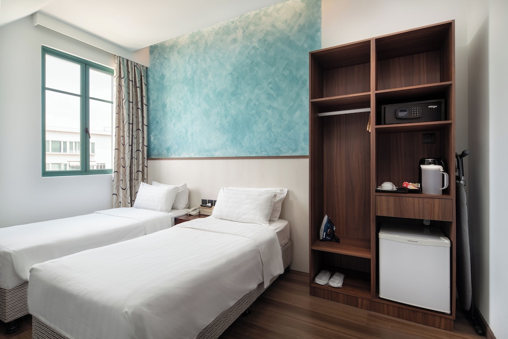 Deluxe Triple Room photo 3