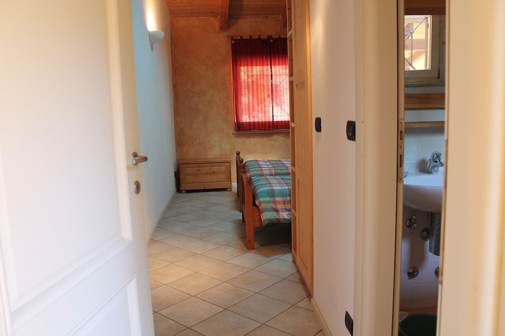 Classic Double Room photo 2