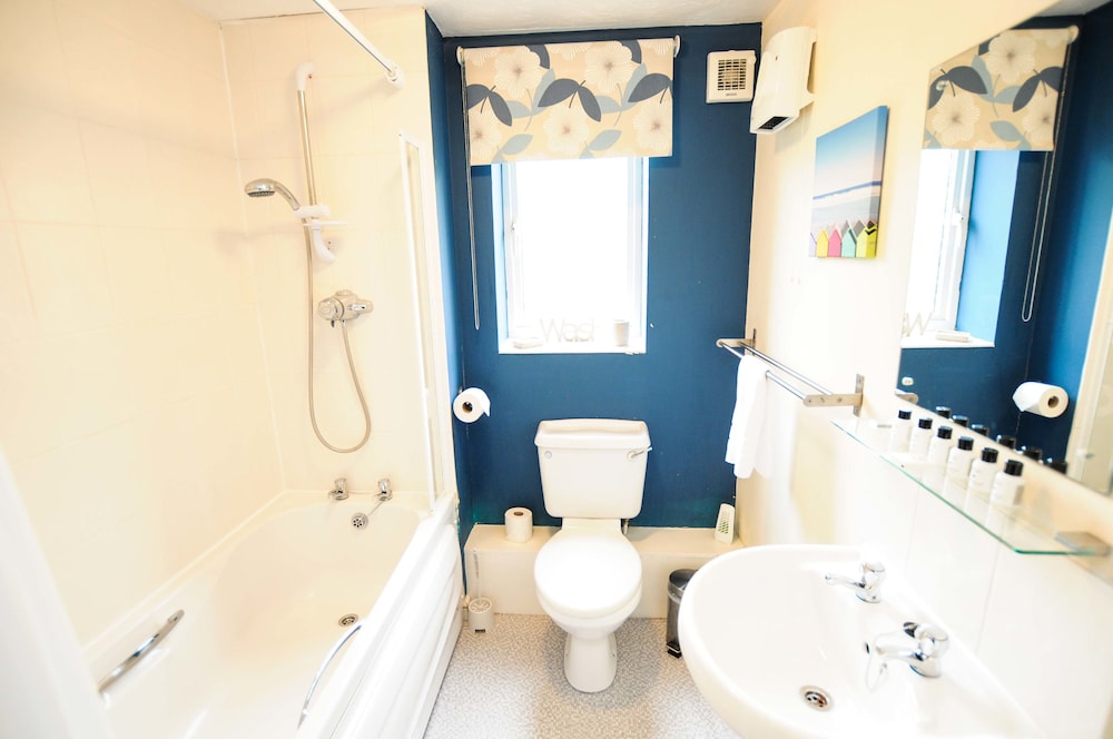 Standard Apartment, 2 Bedrooms - Photo 19
