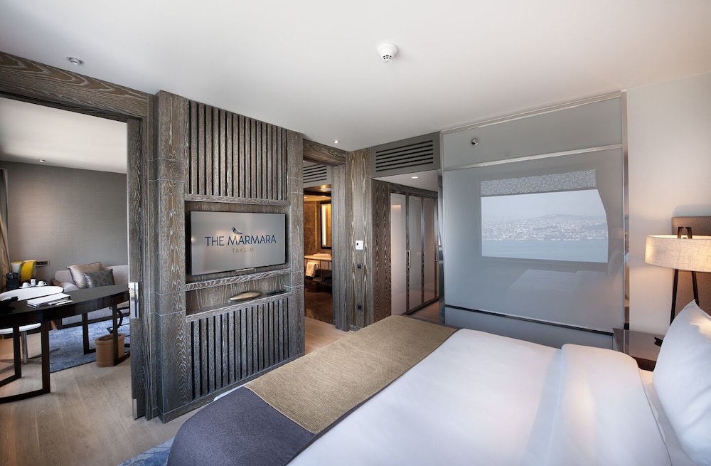 Bosphorus Suite, Lounge Access photo 2