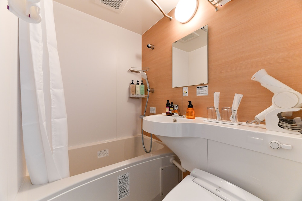 Standard Twin Room, 2 Double Beds, Non Smoking - Photo 4