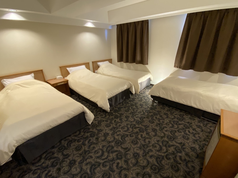 Quadruple Room, Non Smoking - Photo 4