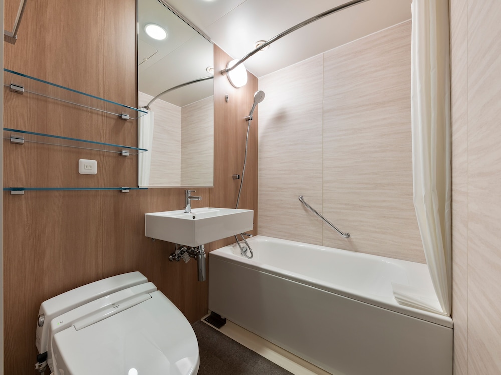 Standard, 1 bed King (Renovated on June 14th, 2025) photo 2