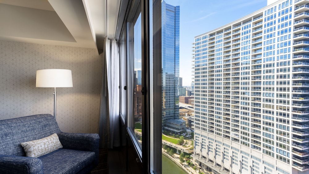 Premium Room, 2 Queen Beds, City View - Photo 4