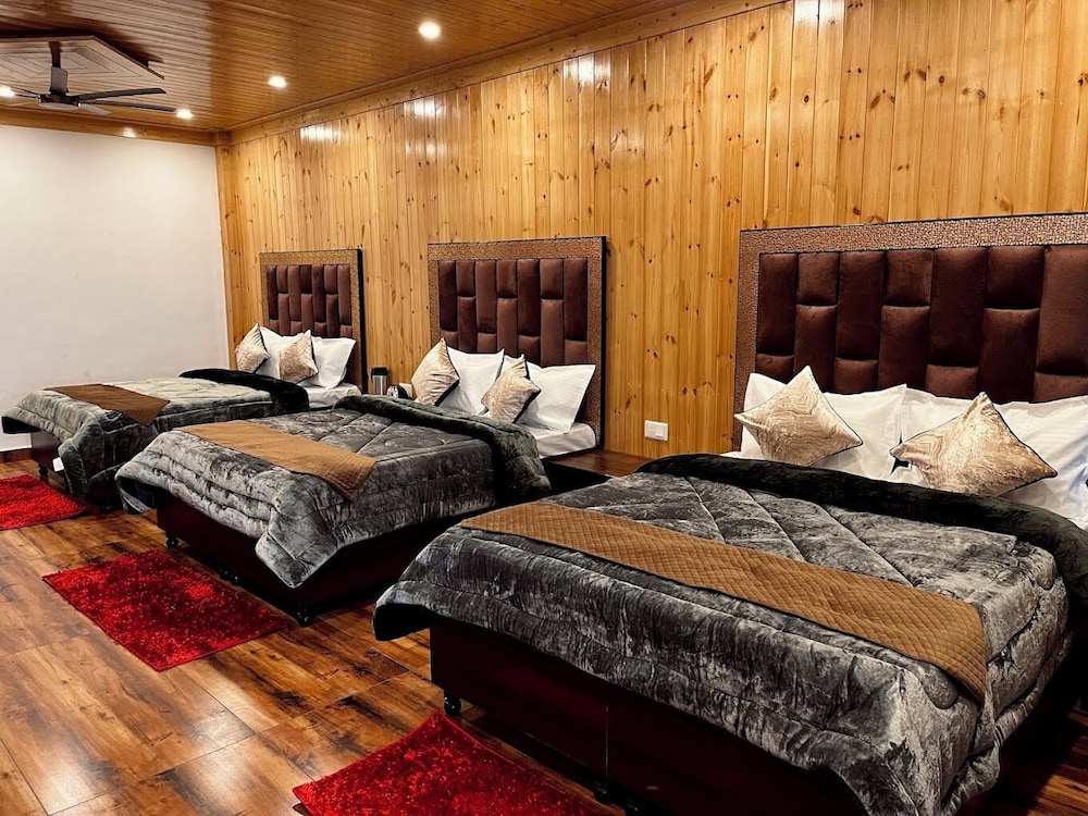 Family Twin Room
