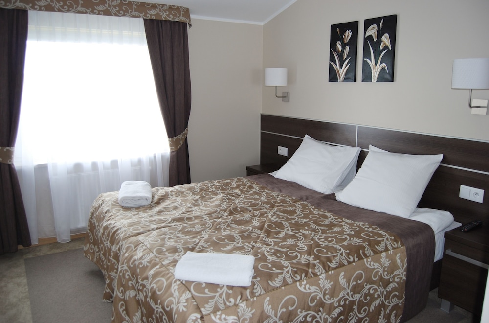 Deluxe Studio Suite, 2 Bedrooms