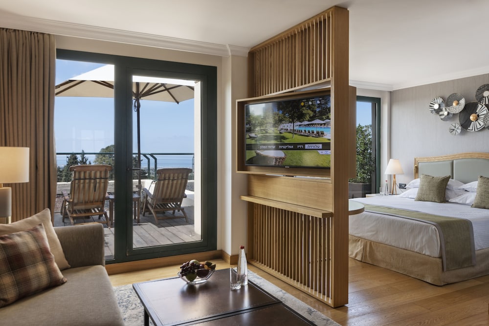 Carmel Suite - Photo 4