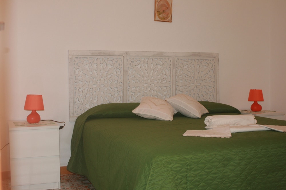 Traditional House (Dammuso Cala Rotonda-in Martingana) photo 1