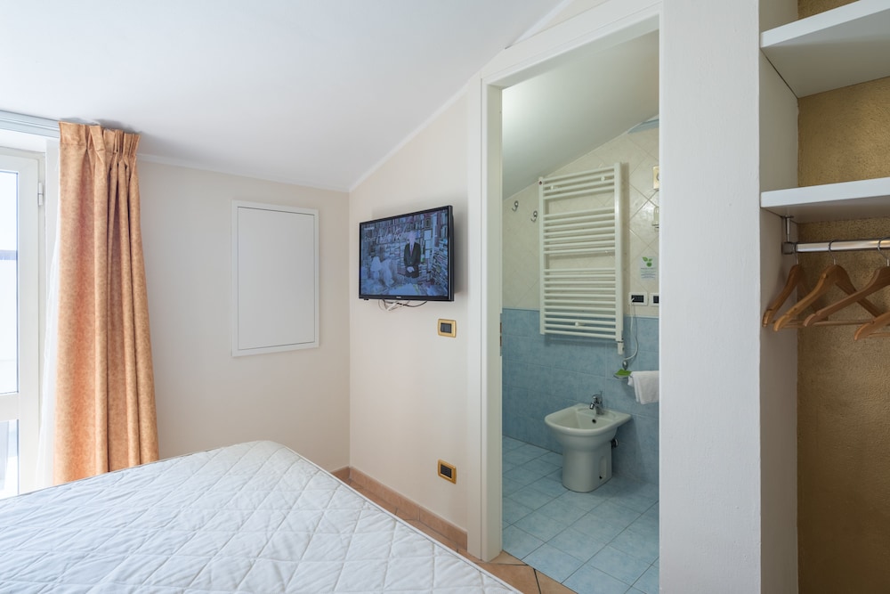 Double Room Single Use photo 3