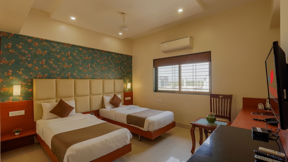 Deluxe Twin Room - Photo 1