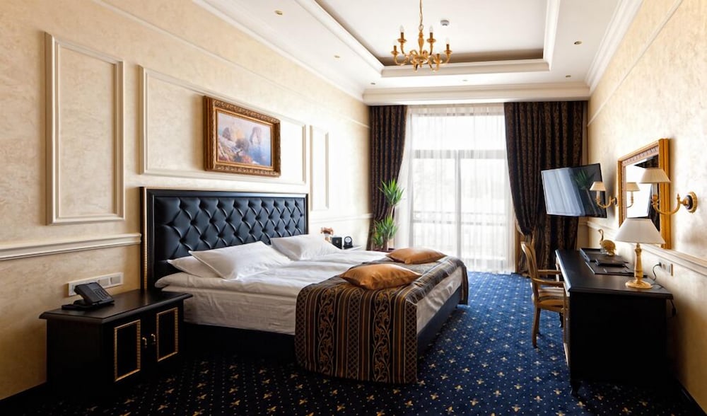 Deluxe Double or Twin Room photo 2