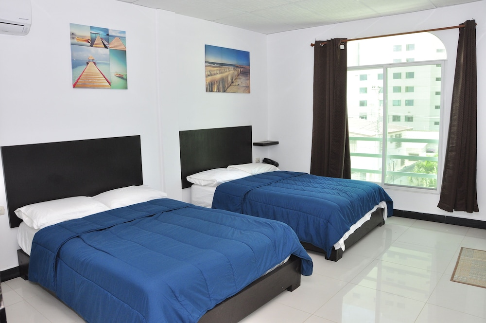 Comfort Triple Room, Multiple Beds photo 1