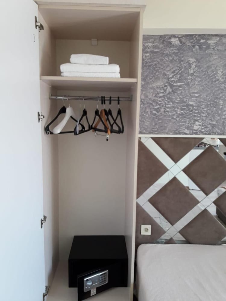 Triple Room, Ground Floor photo 3