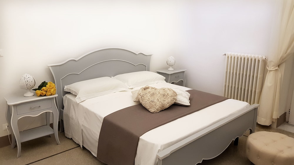 Deluxe Room, Hot Tub, Sea View - Photo 5