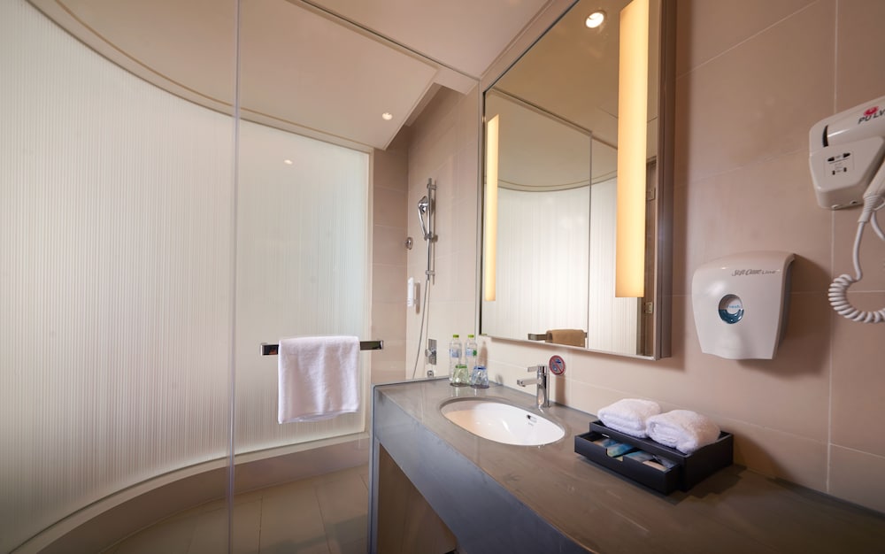 Standard Room, 1 King Bed, Accessible