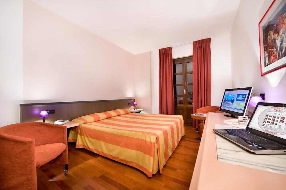 Classic Double Room, Mountain View photo 1