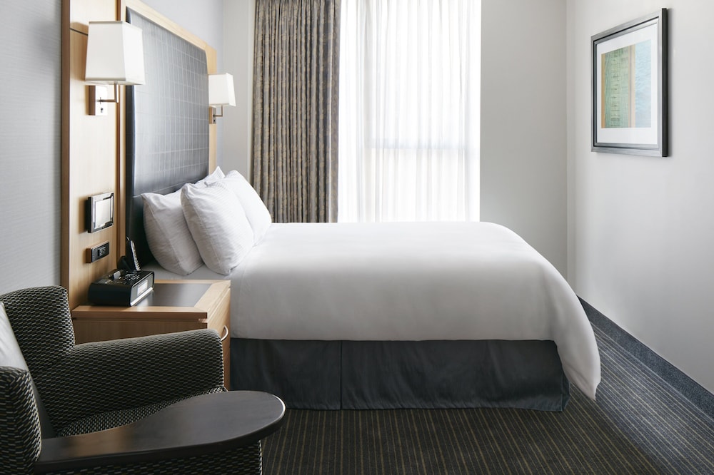 Family Twin Room