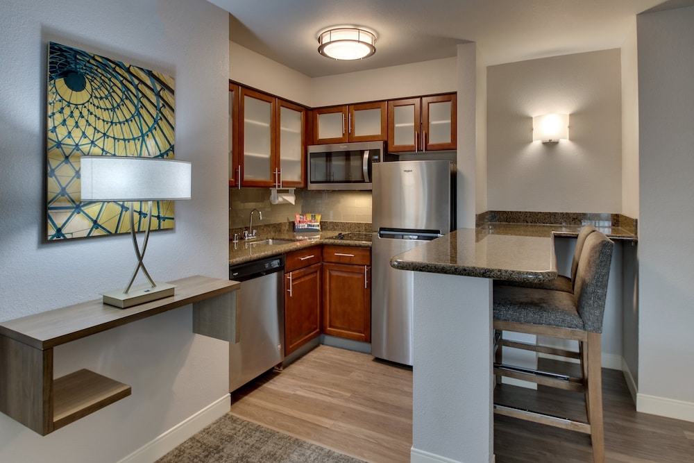 Suite, 1 Bedroom, Accessible Bathtub, Kitchen (Communications, Accessible Tub) - Photo 15