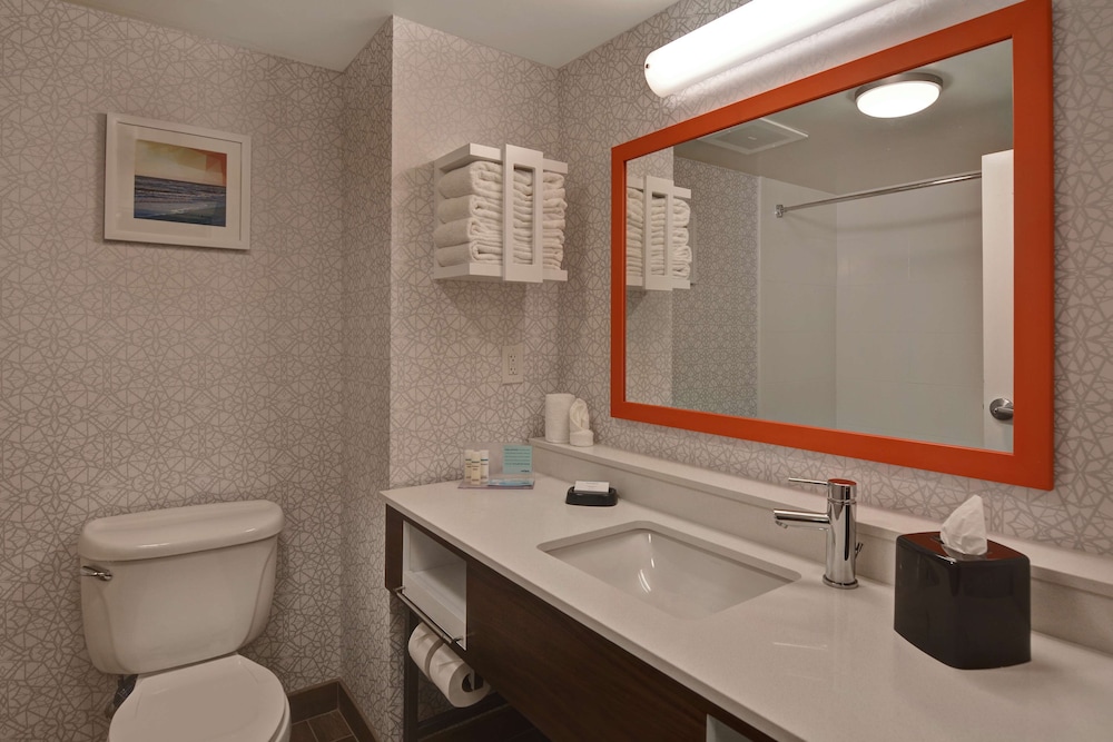 2 Queen Beds W/Microwave-Fridge NonSmoking - Photo 4