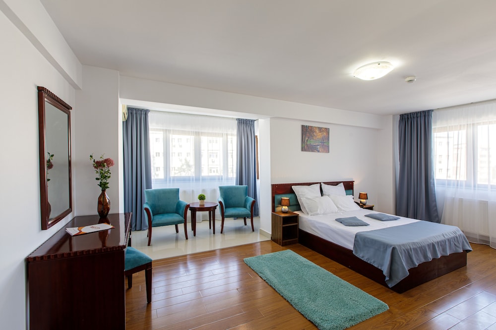 Superior Studio, 1 Queen Bed, Kitchen photo 1