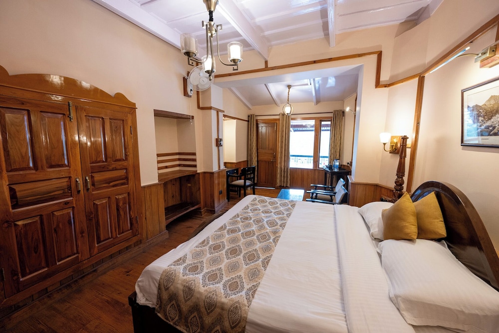 Suite (Heritage) - Photo 12